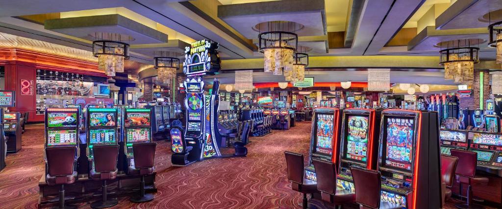 Luxury Accommodations and Red Rock Casino